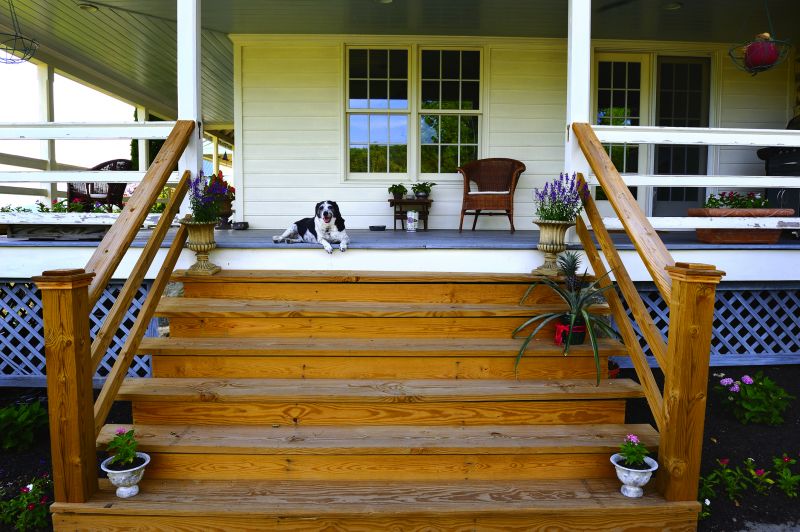 Exterior Staircase Painting in Waco, TX